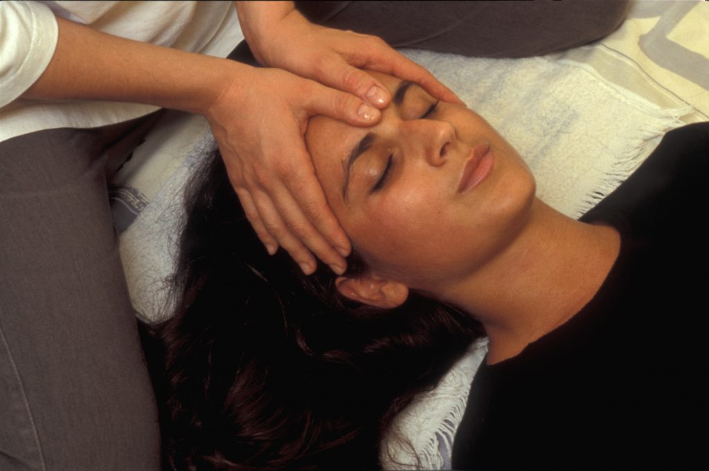Massage Japonais Se Basant Sur Les énergies